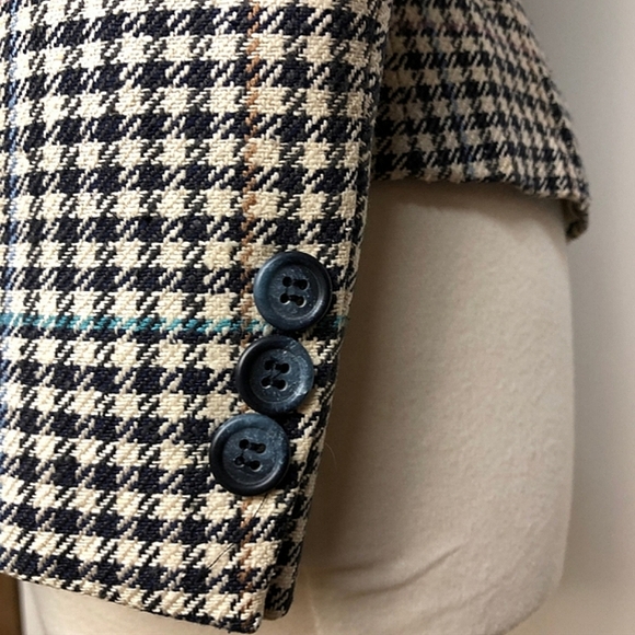 Barrie Pace collarless fully lined houndstooth skirt & jacket suit set, vintage - Picture 6 of 13